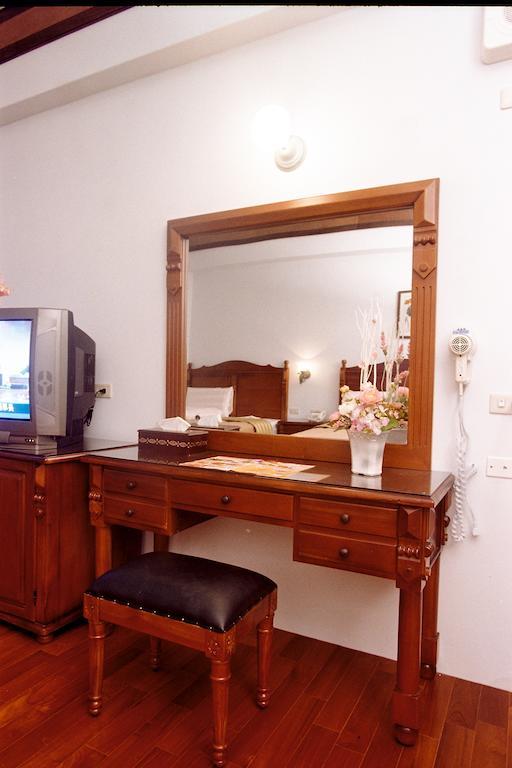 ليودونغ Jing Ai Hotel الغرفة الصورة